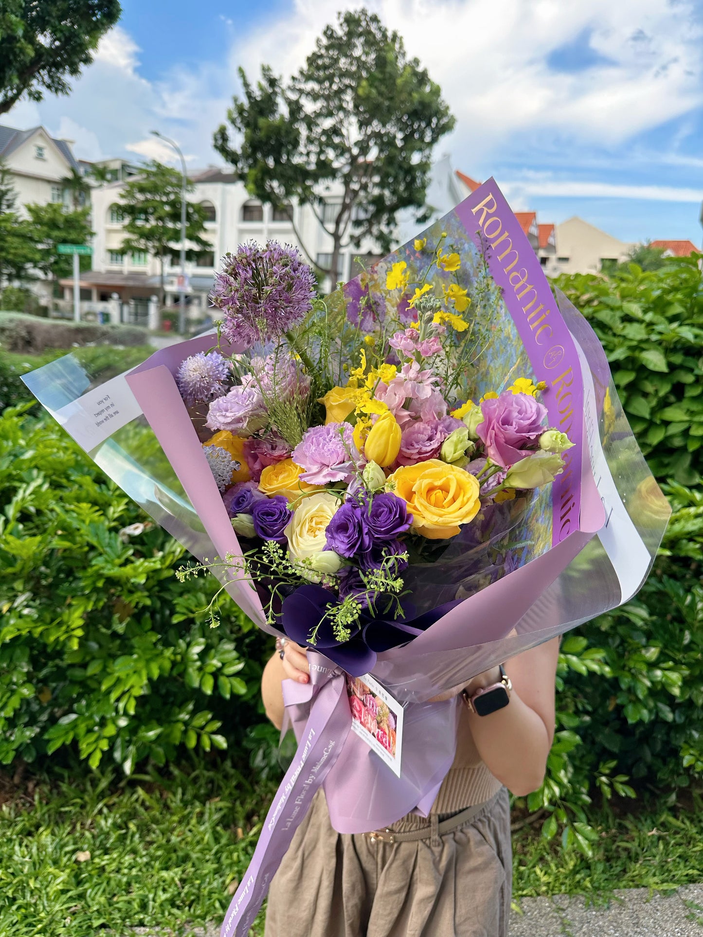 Midnight In Paris - Omakase(Florist Choice)Purple & Yellow Theme【Size Deluxe】