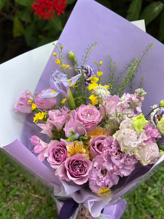 Midnight In Paris - Omakase(Florist Choice)Purple&Yellow Theme【Size Regular】