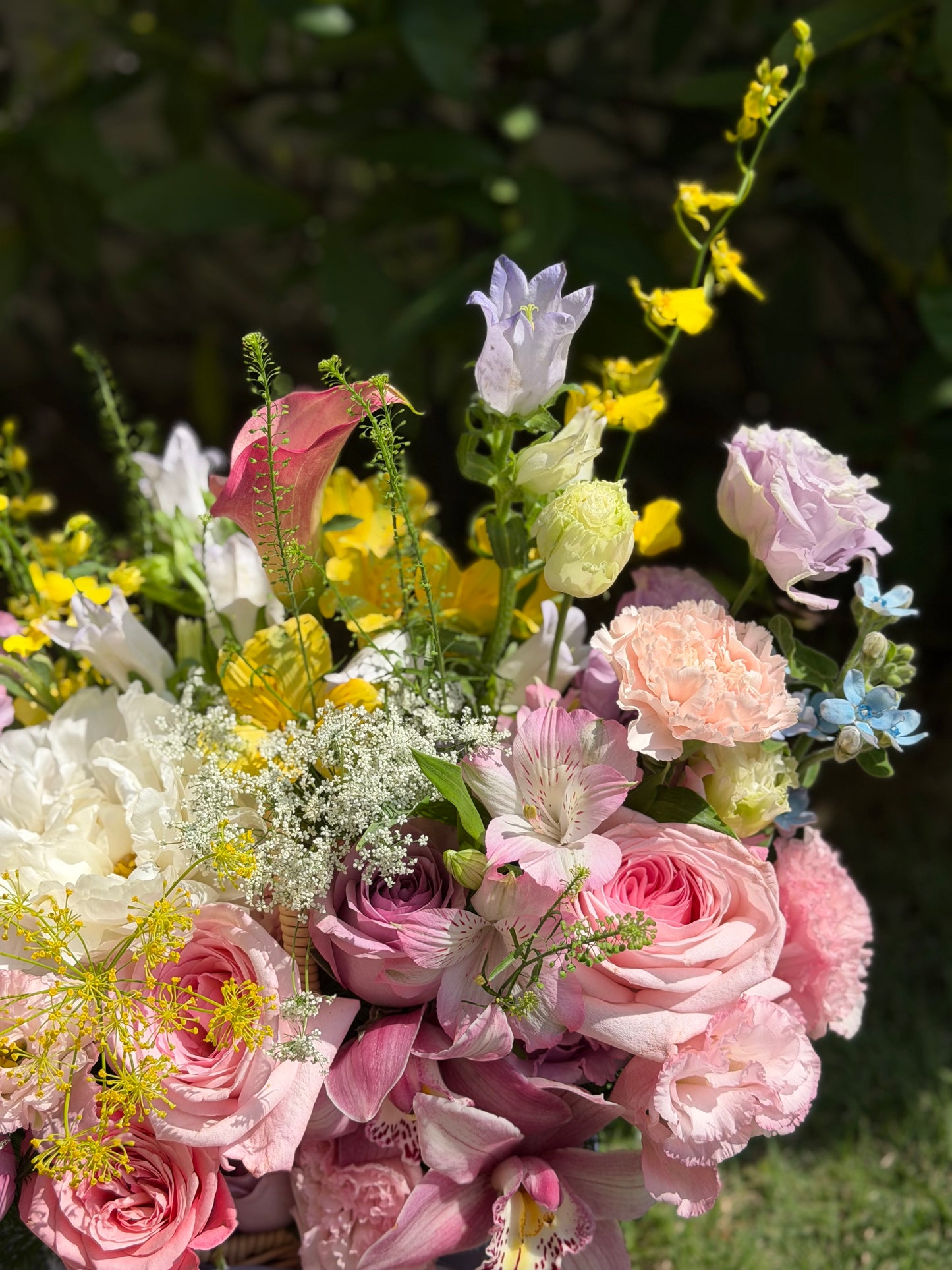 Midnight In Paris【Flower Basket】- Purple & Pink Color Theme