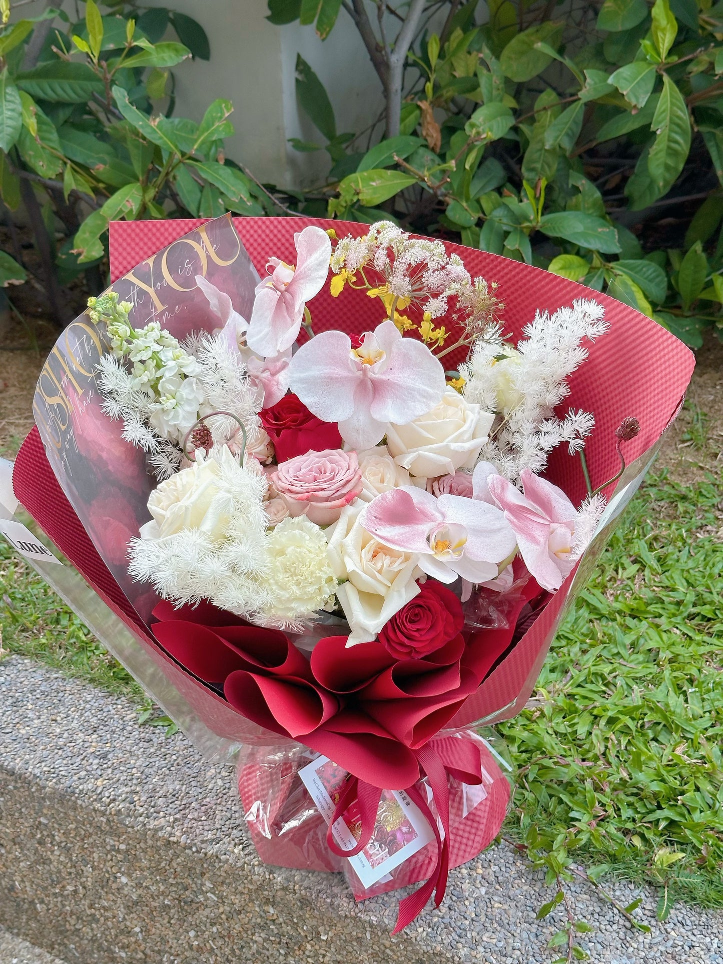 「Love Melody」【Size M】 - Omakase(Florist Choice)Red Color Theme