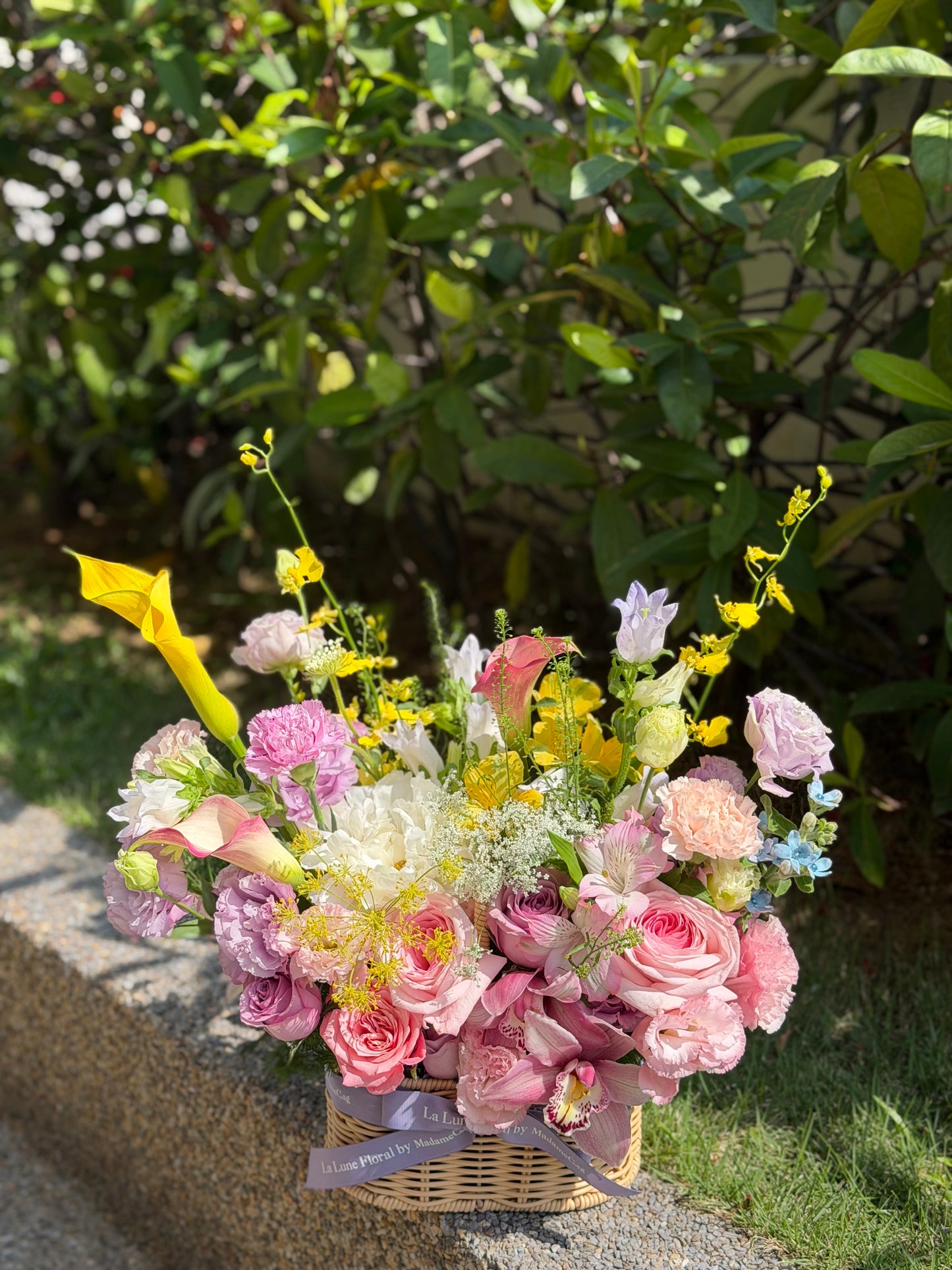 Midnight In Paris【Flower Basket】- Purple & Pink Color Theme