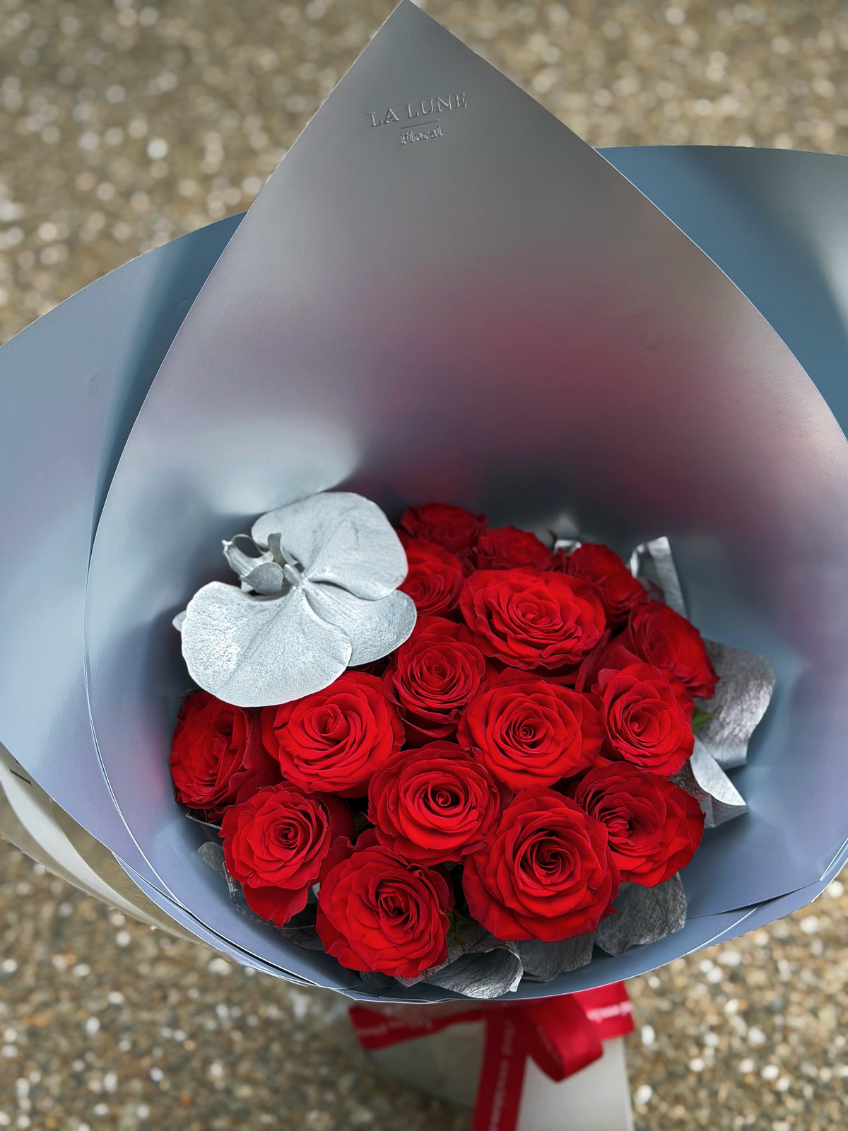 Classic Red Rose Bouquet(19 stk red roses)