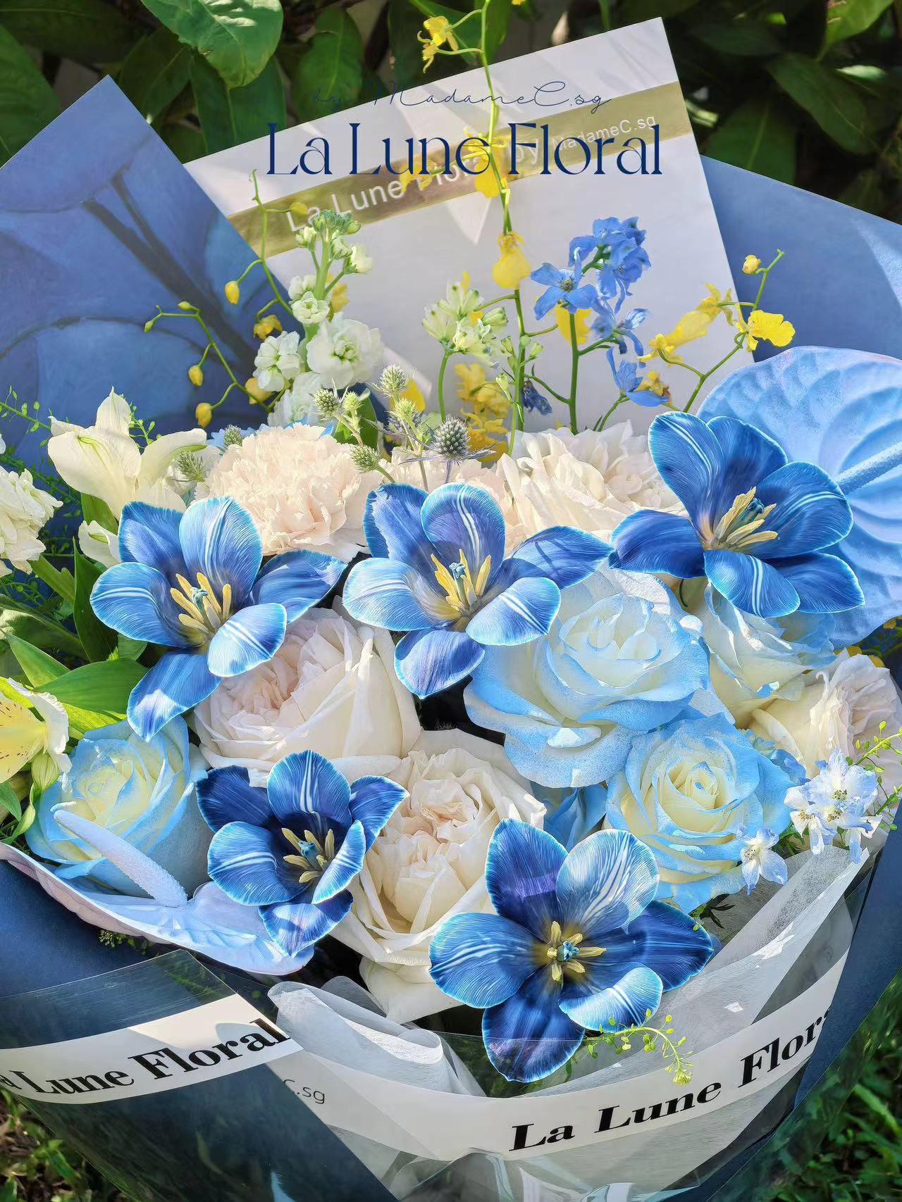 「The Starry Night」【Size M】 - Omakase(Florist Choice)Blue & White Theme