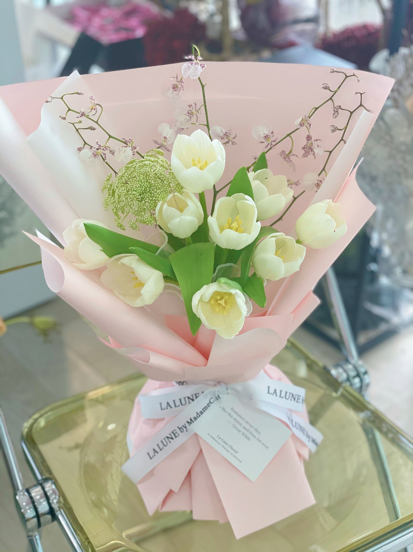 White Tulips Bouquet（9 stk）
