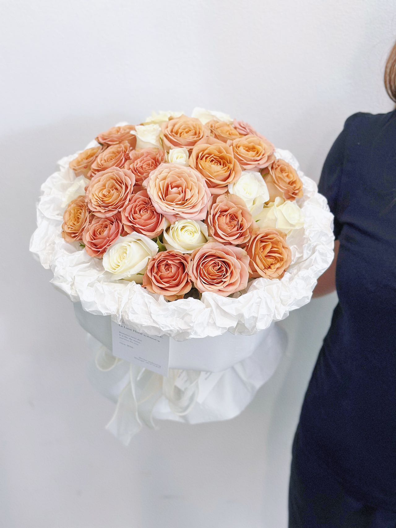🤍Milk Coffee🤎 - Cappuccino Roses mix White Roses ( 33 stk )